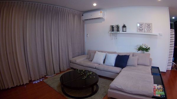 Picture of 3 bed Condo in Srivara Mansion Din Daeng District C020000