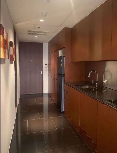 Picture of 1 bed Condo in Hansar Rajdamri Lumphini Sub District C020008