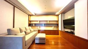 Picture of 3 bed Condo in Hansar Rajdamri Lumphini Sub District C020020