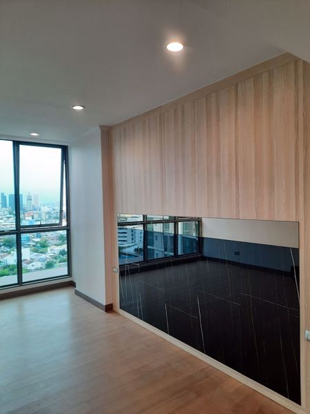 Picture of 2 bed Condo in Supalai Oriental Sukhumvit 39 Khlong Tan Nuea Sub District C020066