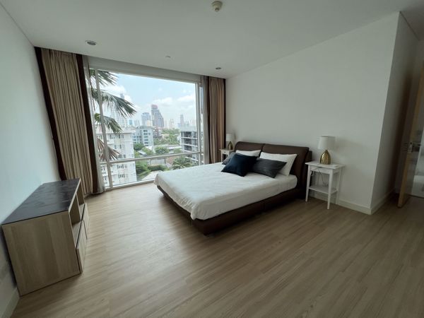 Picture of 2 bed Condo in Fullerton Sukhumvit Khlongtoei Sub District C020097