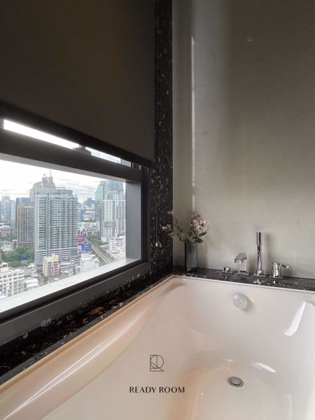 Picture of 1 bed Condo in BEATNIQ Sukhumvit 32 Khlongtan Sub District C020103