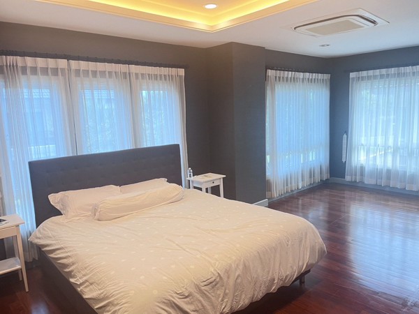 Picture of 4 bed House in Grand Bangkok Boulevard Rama 9-Srinagarindra  Thapchang Sub District H019884