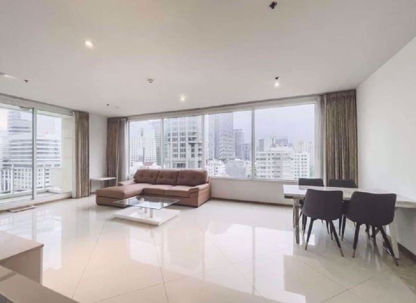 Picture of 2 bed Condo in The Empire Place Yan Nawa Sub District C020174