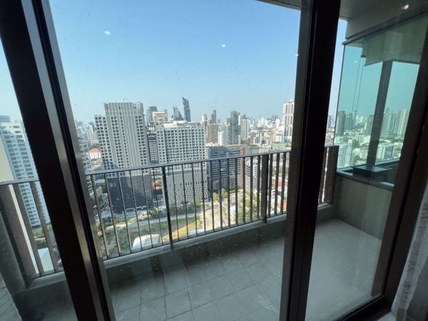 Picture of 2 bed Condo in The Emporio Place Khlongtan Sub District C015440