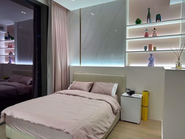 Picture of 3 bed Condo in The Strand Thonglor Khlong Tan Nuea Sub District C020269