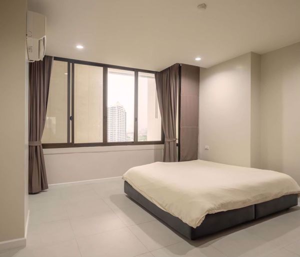 Picture of 3 bed Condo in River House Condominium Khlong San Sub District C020280