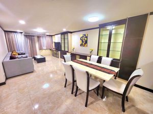 รูปภาพ 2 ห้องนอน Condo ในโครงการ Supalai Place Condominium Khlong Tan Nuea Sub District C020297