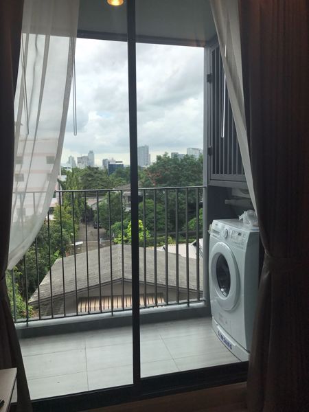 Picture of 1 bed Condo in The Unique Sukhumvit 62/1 Phrakhanong District C020342