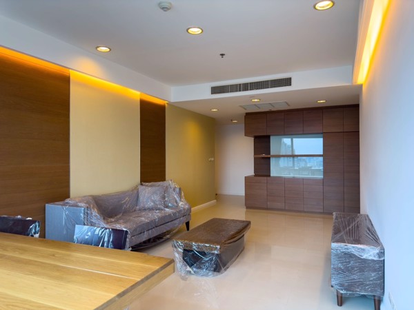 Picture of 2 bed Condo in The Royal Maneeya Pathum Wan District C020385