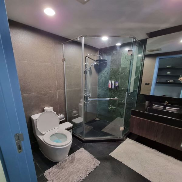 Picture of 2 bed Condo in Circle Condominium Makkasan Sub District C020388