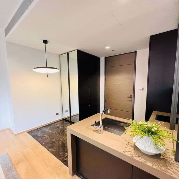 Picture of 1 bed Condo in 28 Chidlom Lumphini Sub District C020390