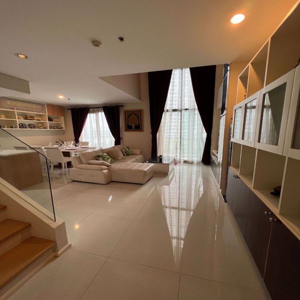 Picture of 1 bed Duplex in Villa Asoke Makkasan Sub District D020394