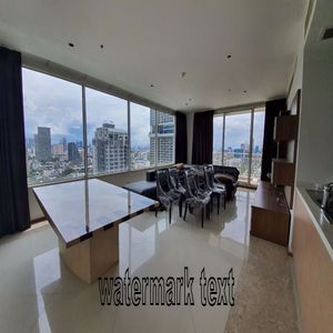 Picture of 3 bed Condo in The Empire Place Yan Nawa Sub District C08623