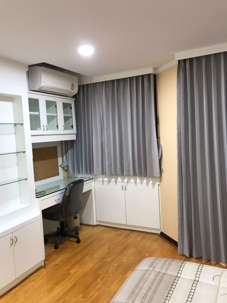 Picture of 2 bed Condo in Supalai Place Condominium Khlong Tan Nuea Sub District C020404