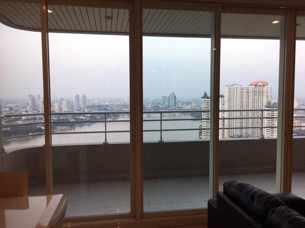 Picture of 3 bed Condo in Watermark Chaophraya Khlong Ton Sai Sub District C020434