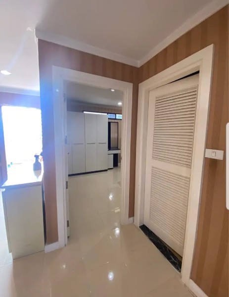 Picture of 2 bed Condo in Supalai Place Condominium Khlong Tan Nuea Sub District C020448