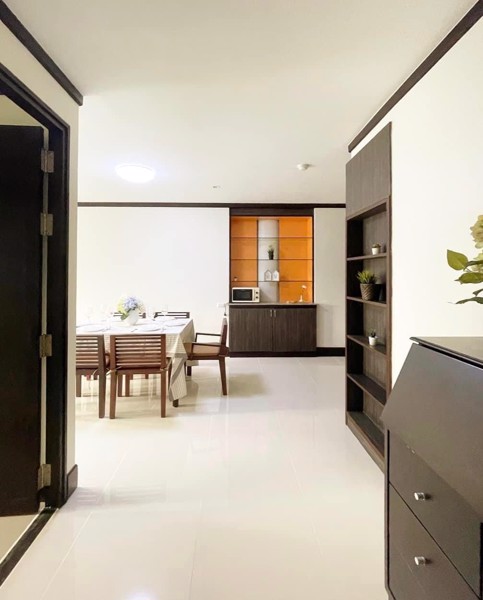 Picture of 2 bed Condo in PR Court Khlong Tan Nuea Sub District C020453