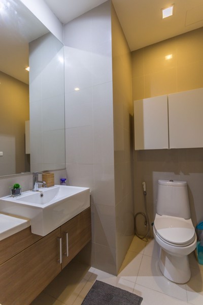 Picture of 2 bed Condo in Noble Reveal Khlong Tan Nuea Sub District C020454