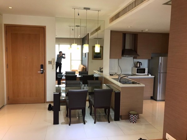 Picture of 1 bed Condo in The Emporio Place Khlongtan Sub District C020460