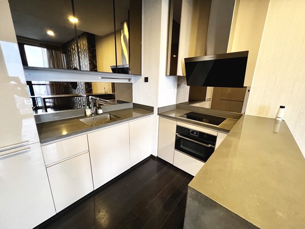 Picture of 2 bed Condo in Park Origin Thonglor Khlong Tan Nuea Sub District C020469