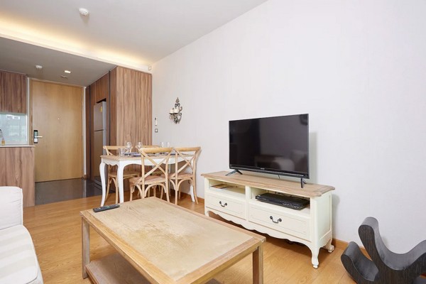 Picture of 2 bed Condo in Via 31 Khlong Tan Nuea Sub District C07283