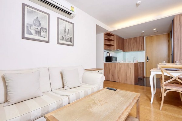 Picture of 2 bed Condo in Via 31 Khlong Tan Nuea Sub District C07283