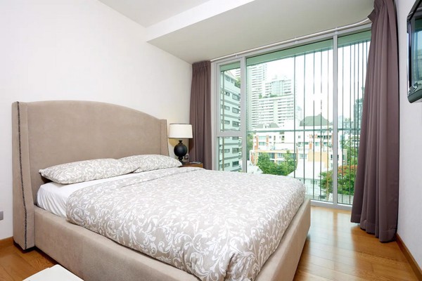 Picture of 2 bed Condo in Via 31 Khlong Tan Nuea Sub District C07283