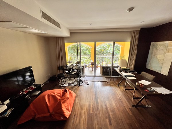 Picture of 4 bed Condo in Silver Heritage Phra Khanong Sub District C020480