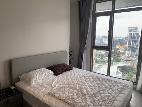 Picture of 1 bed Condo in RHYTHM Ekkamai Estate Khlong Tan Nuea Sub District C020490