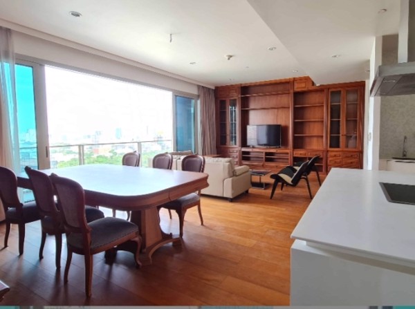 Picture of 3 bed Condo in 185 Rajadamri Lumphini Sub District C020499