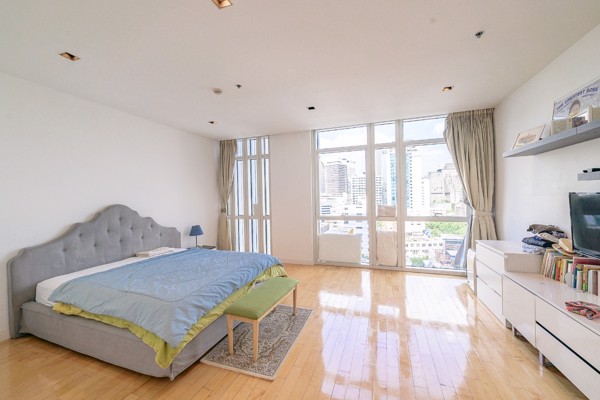 Picture of 3 bed Condo in Athenee Residence Lumphini Sub District C020545