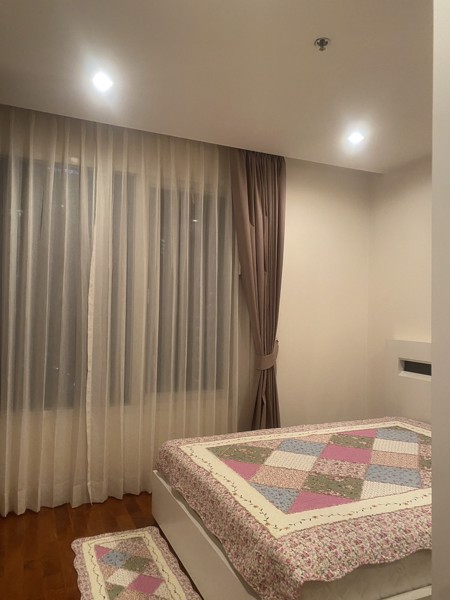 Picture of 2 bed Condo in Baan Siri Thirty One Khlong Toei Nuea Sub District C020597