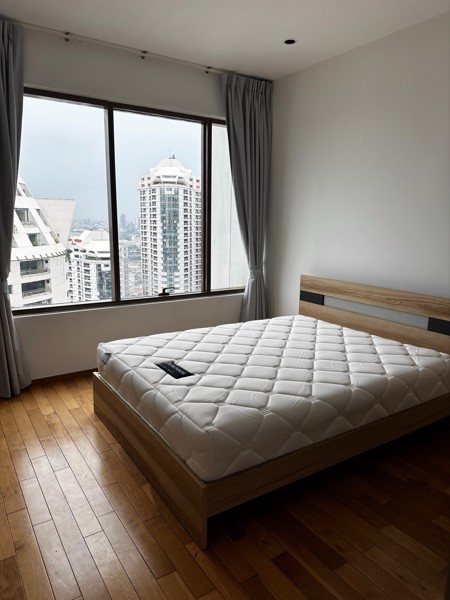 Picture of 2 bed Condo in The Emporio Place Khlongtan Sub District C020600