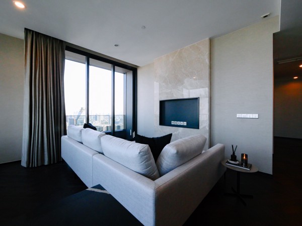 Picture of 3 bed Condo in The ESSE Sukhumvit 36 Khlongtan Sub District C020603