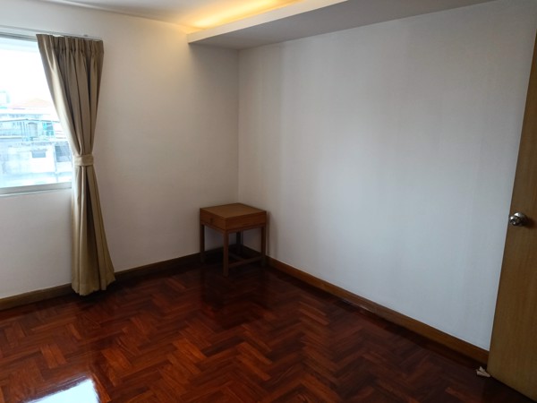 Picture of 5 bed Condo in The Peony Chong Nonsi Sub District C020627