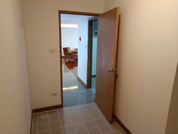 Picture of 5 bed Condo in The Peony Chong Nonsi Sub District C020627