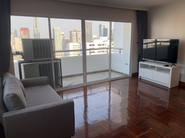 Picture of 3 bed Condo in Kallista Mansion Khlong Toei Nuea Sub District C020641