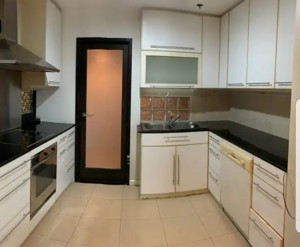 Picture of 3 bed Duplex in Kiarti Thanee City Mansion Khlong Toei Nuea Sub District D020675