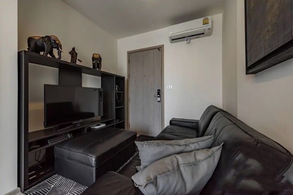 Picture of 1 bed Condo in Rhythm Sukhumvit 36-38 Phra Khanong Sub District C020521