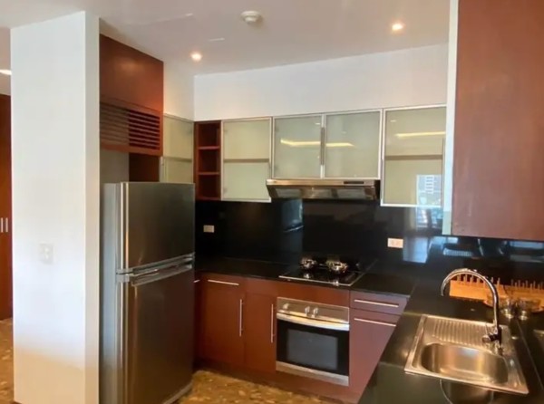 Picture of 3 bed Condo in Royal Residence Park Lumphini Sub District C020689