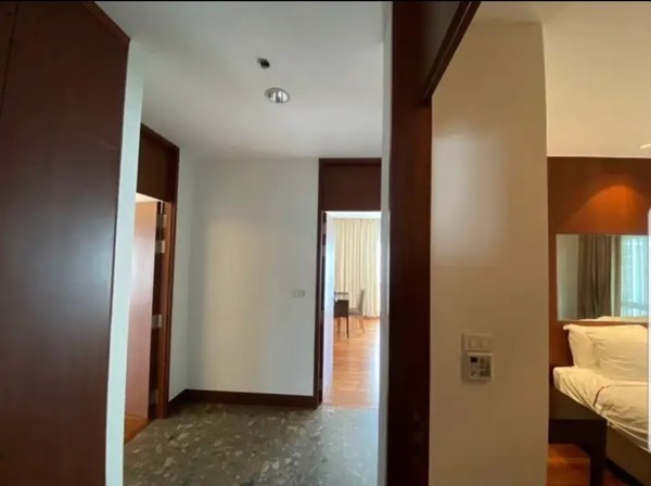 Picture of 3 bed Condo in Royal Residence Park Lumphini Sub District C020689