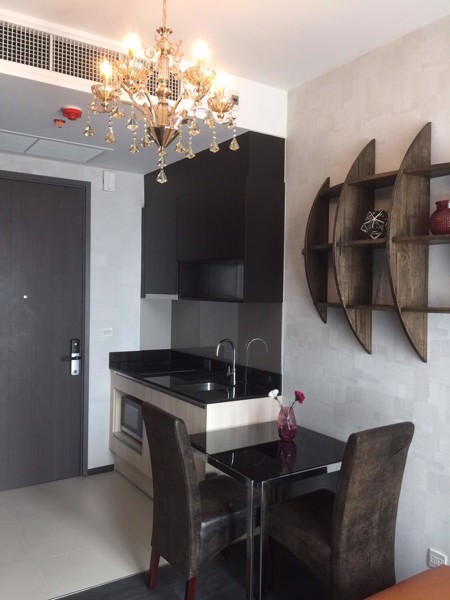 Picture of 1 bed Condo in Edge Sukhumvit 23 Khlong Toei Nuea Sub District C020718