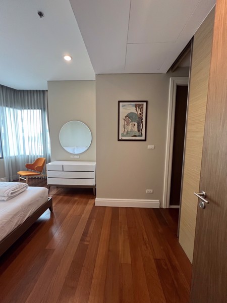 Picture of 1 bed Condo in Bright Sukhumvit 24 Khlongtan Sub District C020724