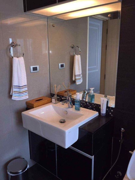 Picture of 2 bed Condo in The Crest Sukhumvit 34 Khlongtan Sub District C020735