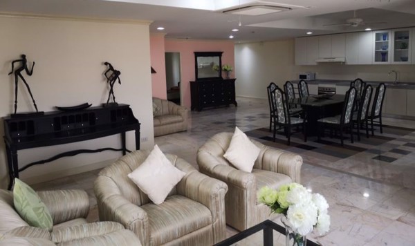 Picture of 2 bed Condo in Kiarti Thanee City Mansion Khlong Toei Nuea Sub District C020748