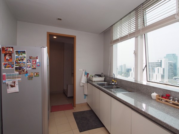 รูปภาพ 3 ห้องนอน คอนโด ในโครงการ Millennium Residence เขตคลองเตย แขวงคลองเตย C020752