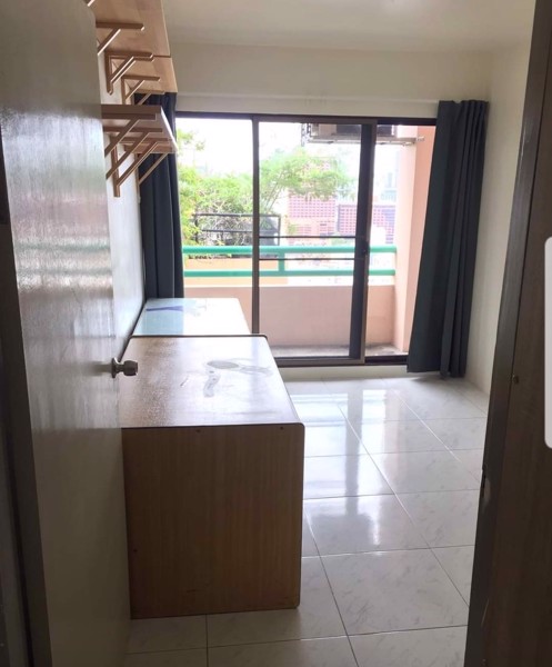 Picture of 2 bed Condo in Srivara Mansion Din Daeng District C020760