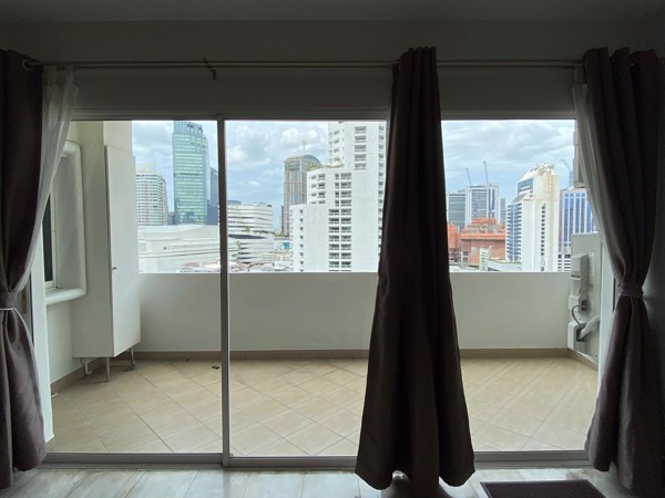 Picture of 2 bed Condo in 33 Tower Khlong Tan Nuea Sub District C020762