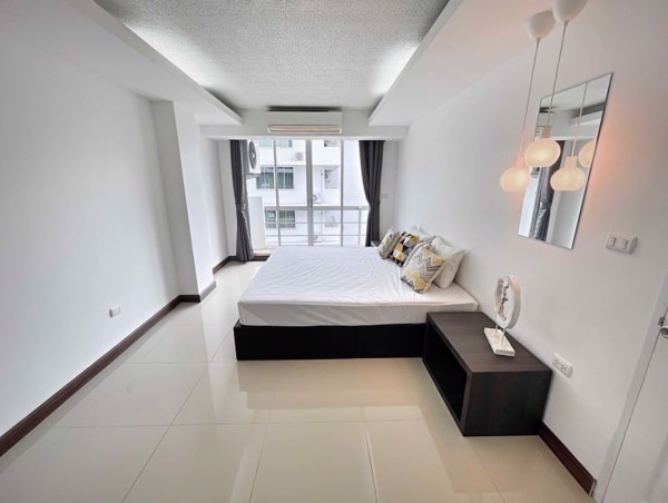 Picture of 3 bed Condo in The Waterford Sukhumvit 50 Phra Khanong Sub District C020764